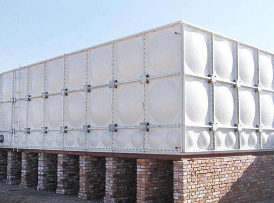 如何保證玻璃鋼水箱少損失能量